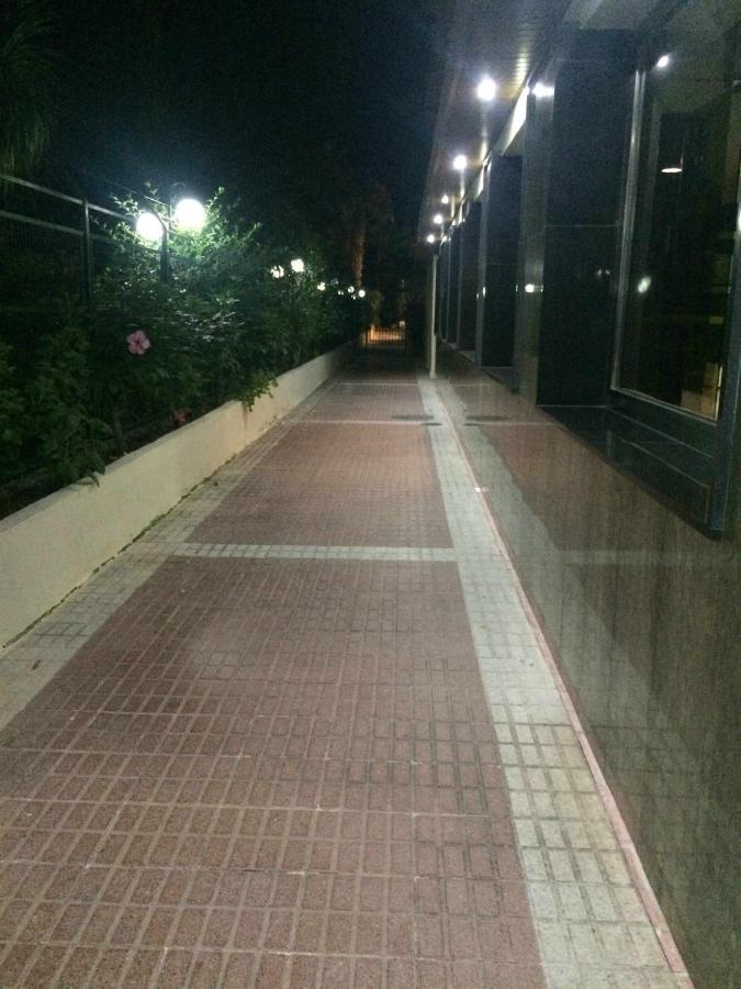 Apartamento Las Gondolas Playa Alojamientos Vistamar Almuñécar Buitenkant foto